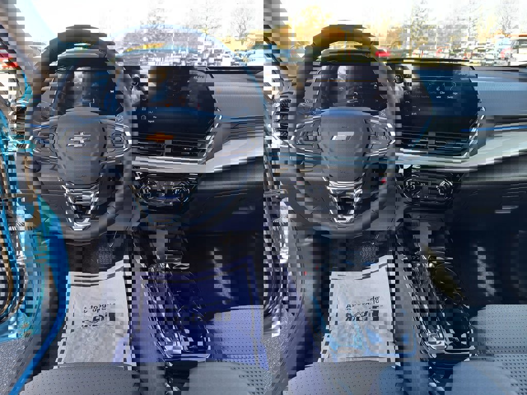 New 2026 Chevrolet Trax LT w/ Driver Confidence Package image 25