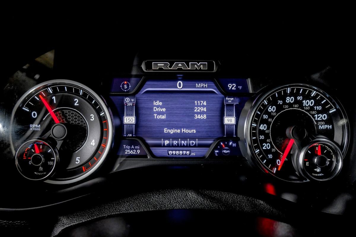 Used 2020 RAM 2500 Laramie w/ Night Edition image 20