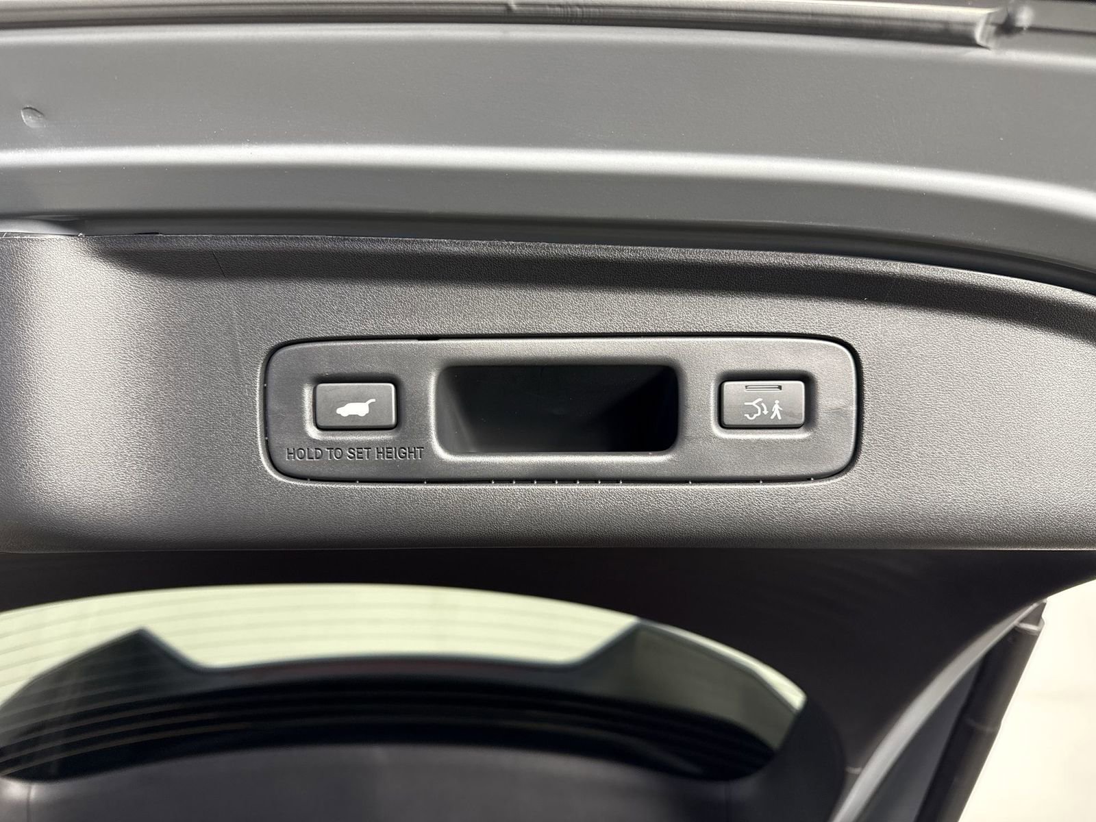 Certified 2025 Acura ADX A-Spec image 33