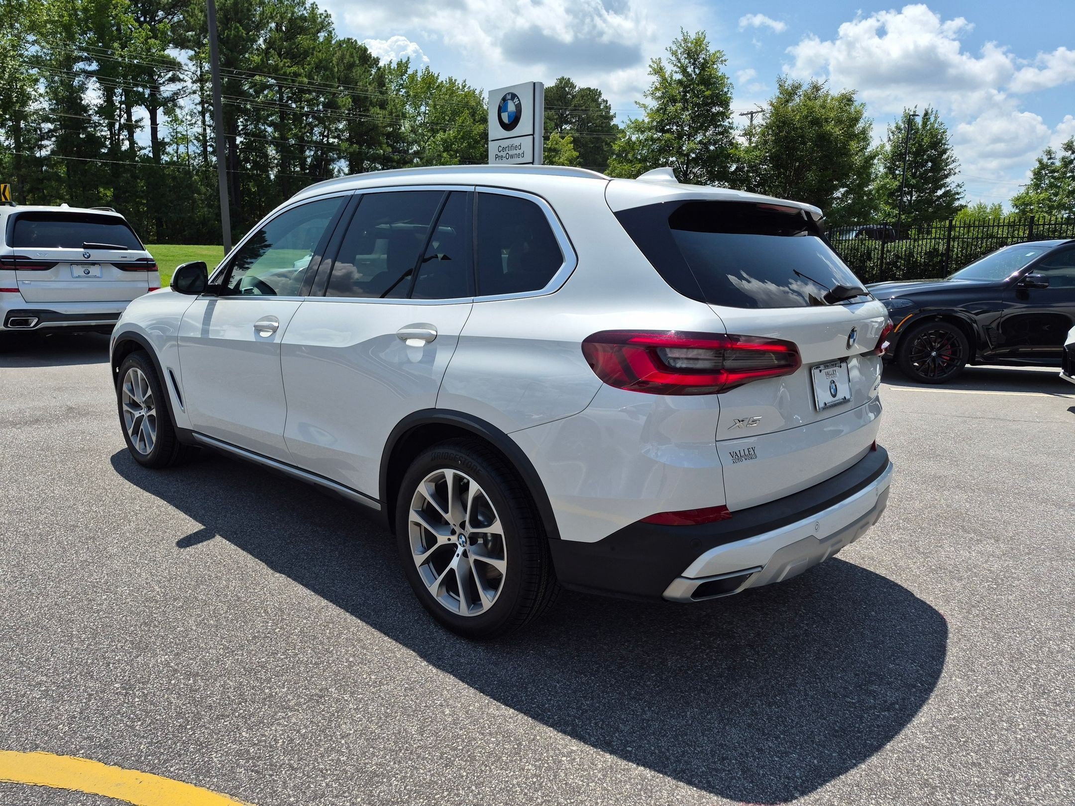 Used 2020 BMW X5 sDrive40i w/ Premium Package RWD image 5