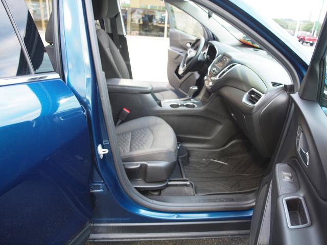 Used 2020 Chevrolet Equinox LT w/ Driver Convenience Package AWD/4WD image 6