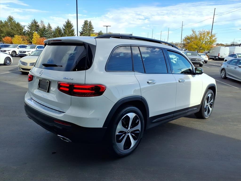 New 2025 Mercedes-Benz GLB 250 4MATIC image 7