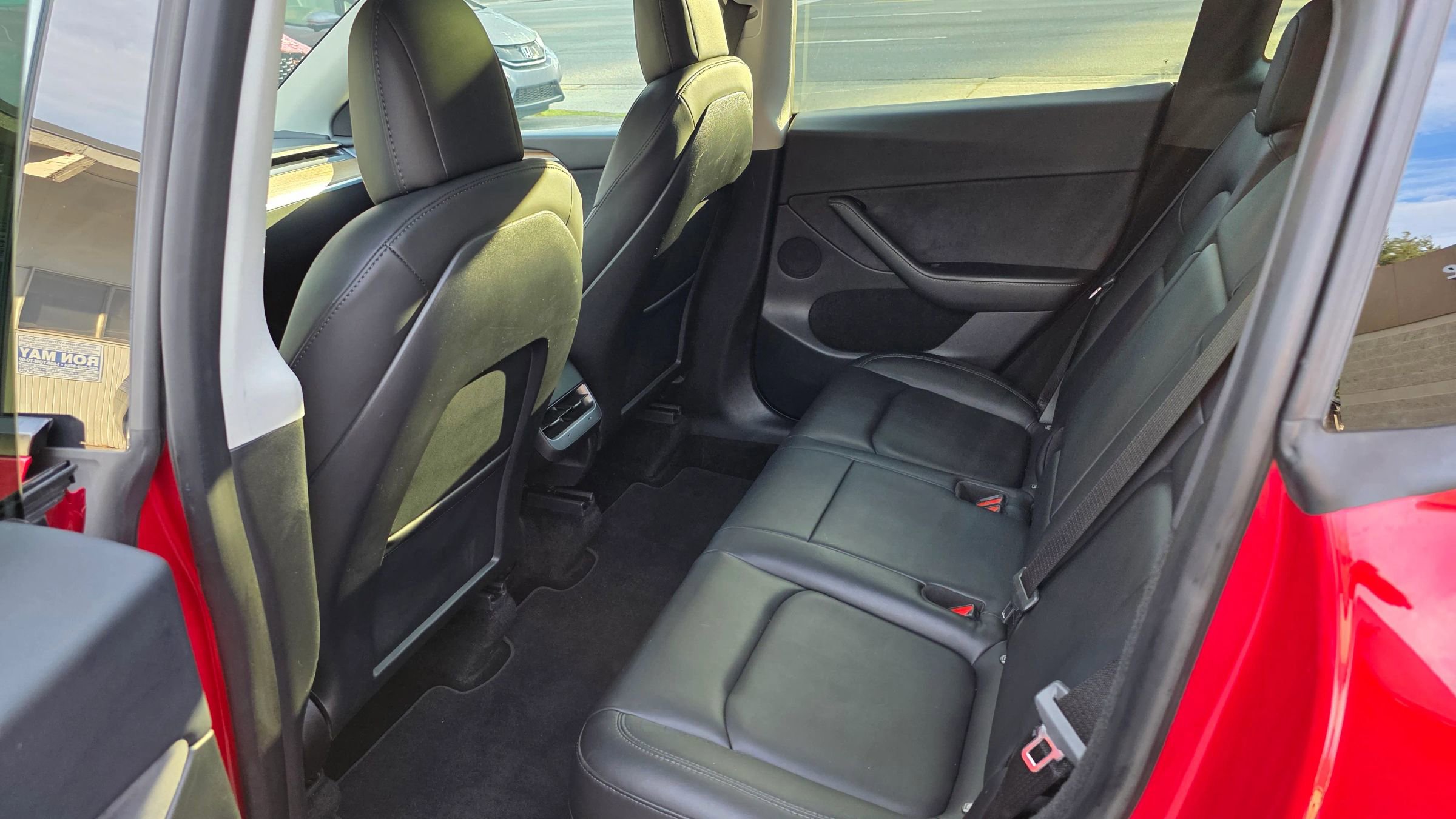 Used 2023 Tesla Model Y Long Range image 11