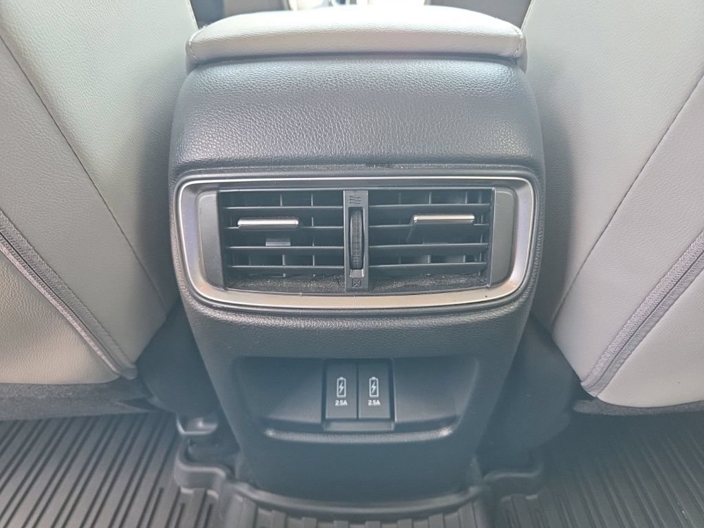 Used 2018 Honda CR-V Touring image 13