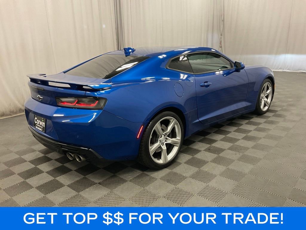 Used 2016 Chevrolet Camaro SS RWD image 3