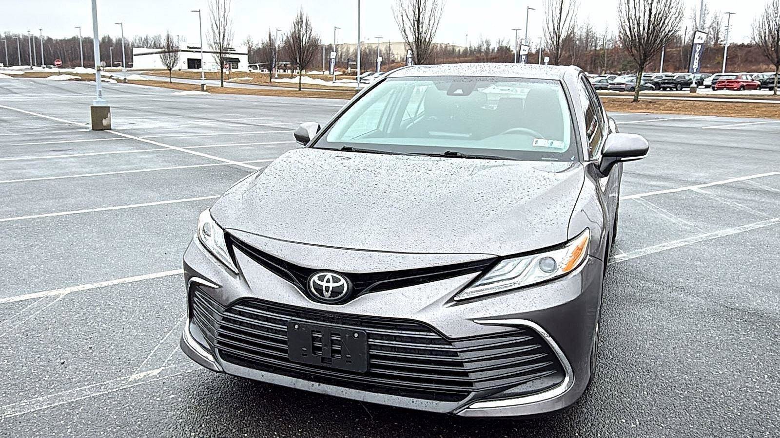 Used 2022 Toyota Camry XLE AWD/4WD image 15