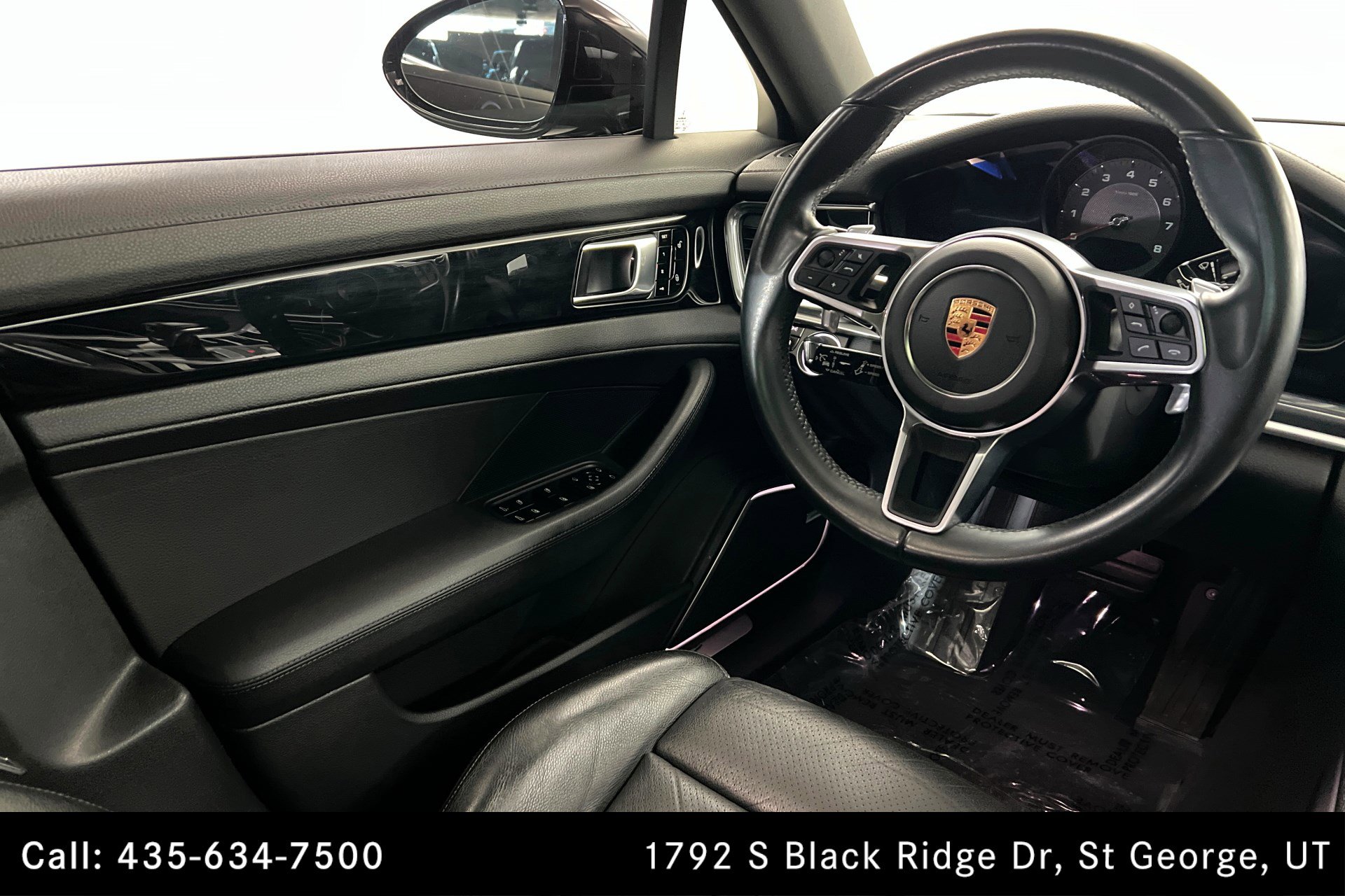 Used 2017 Porsche Panamera 4 AWD/4WD image 11