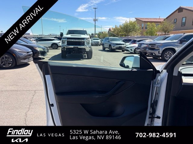 Used 2021 Tesla Model Y Long Range AWD/4WD image 9