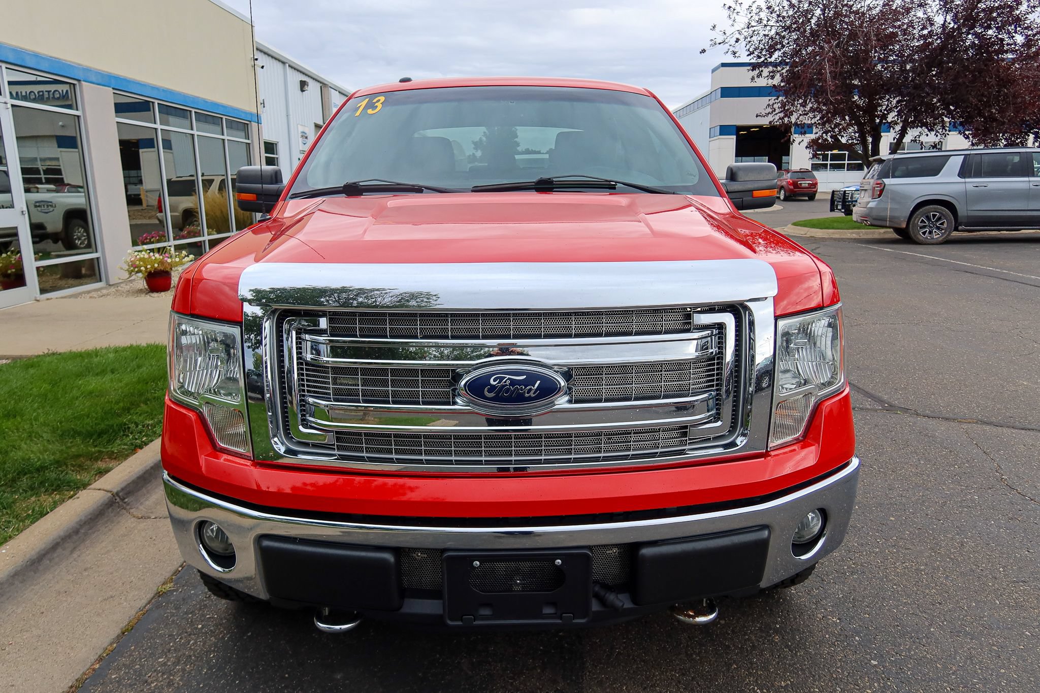 Used 2013 Ford F150 XLT w/ Luxury Equipment Group AWD/4WD image 4