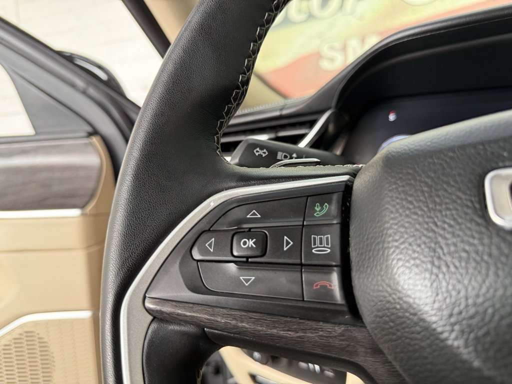 Used 2022 Jeep Grand Cherokee Limited w/ Luxury Tech Group II image 30