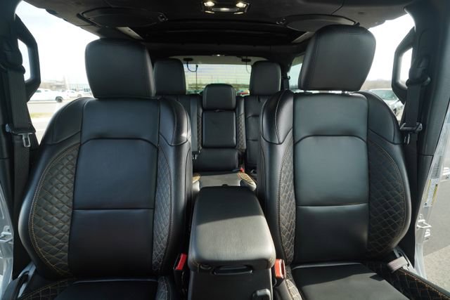Used 2021 Jeep Wrangler Unlimited Sahara image 34