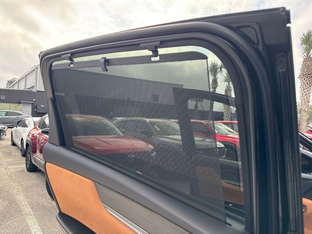 Certified 2025 MAZDA CX-70 3.3 Turbo S w/ Premium Plus image 36