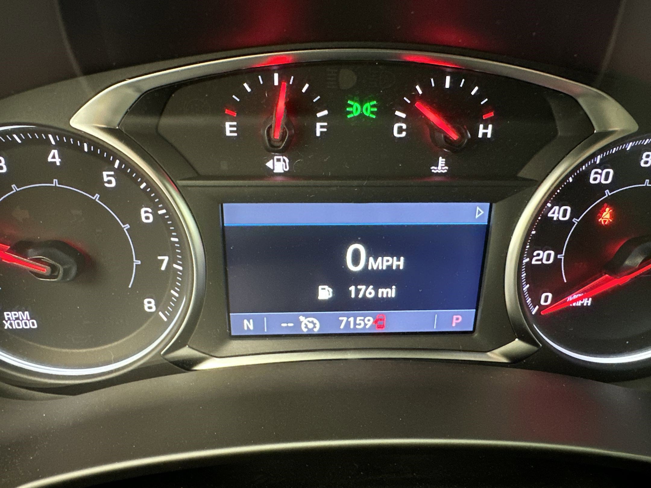 Certified 2024 GMC Terrain SLE w/ Driver Convenience Package FWD image 18