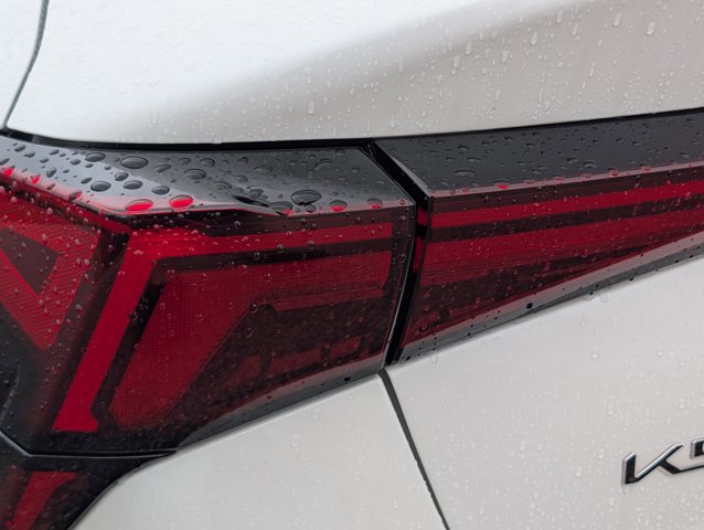 Used 2025 Kia K5 EX image 10