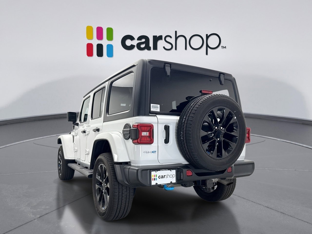 Used 2023 Jeep Wrangler Unlimited Sahara image 3