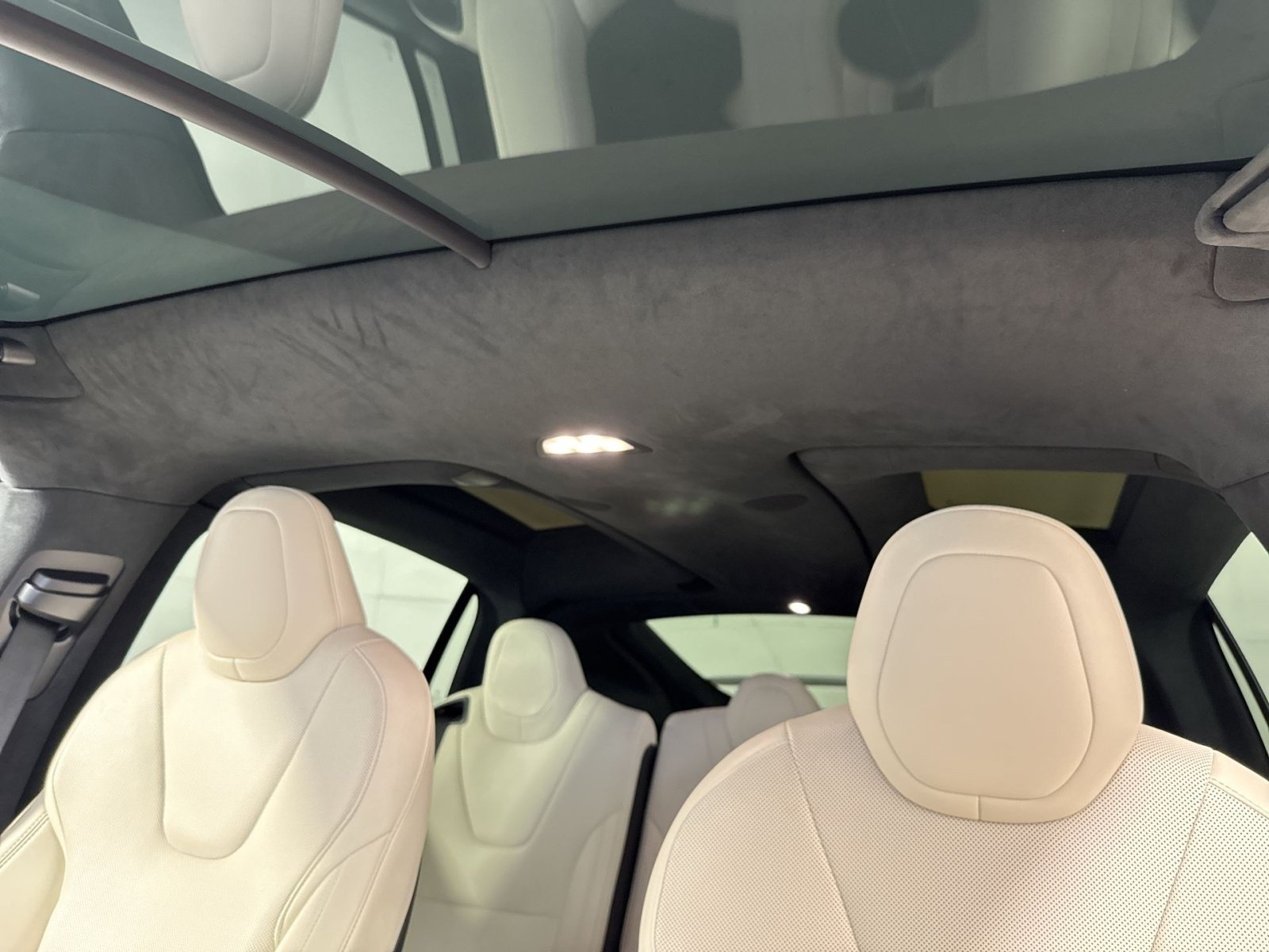 Used 2025 Tesla Model X AWD/4WD image 24