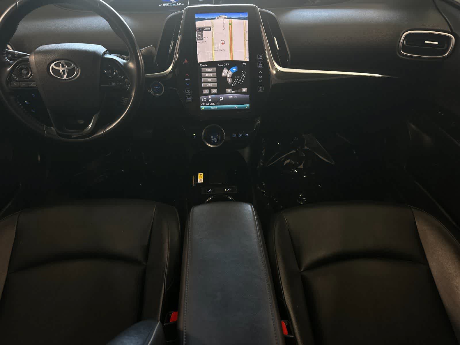 Used 2022 Toyota Prius Prime XLE FWD video 4