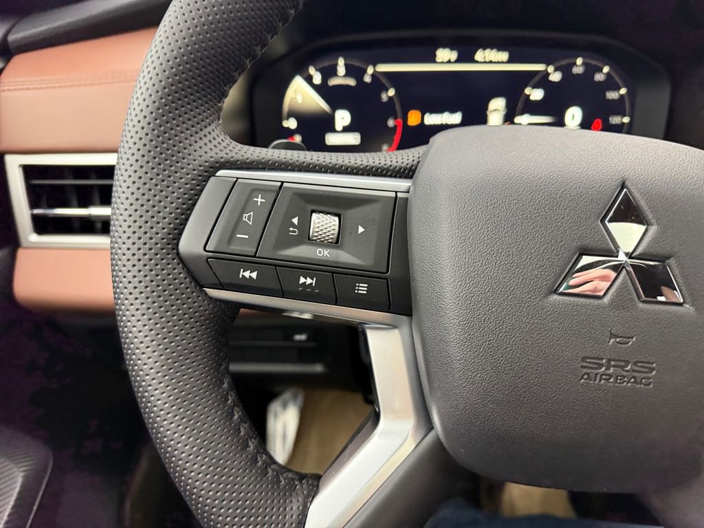 New 2026 Mitsubishi Outlander SEL AWD/4WD image 34