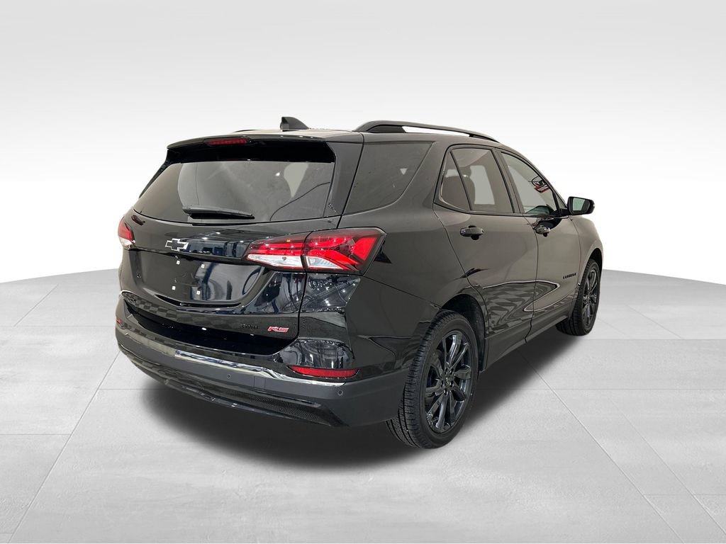 Used 2023 Chevrolet Equinox RS w/ RS Leather Package AWD/4WD image 5