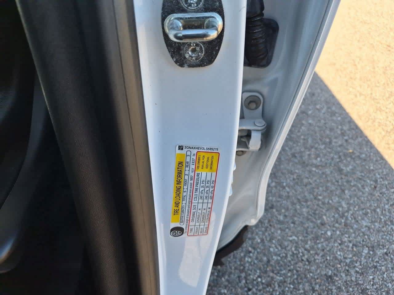 Used 2020 Chevrolet Equinox LS FWD image 35