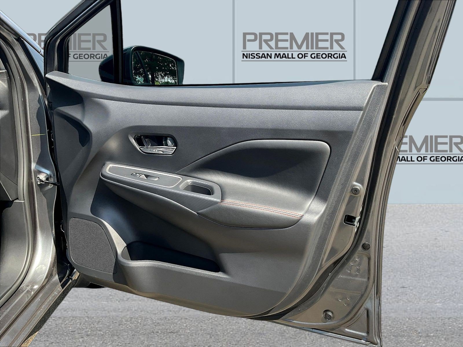 Certified 2025 Nissan Versa SR w/ Trunk Package FWD image 29