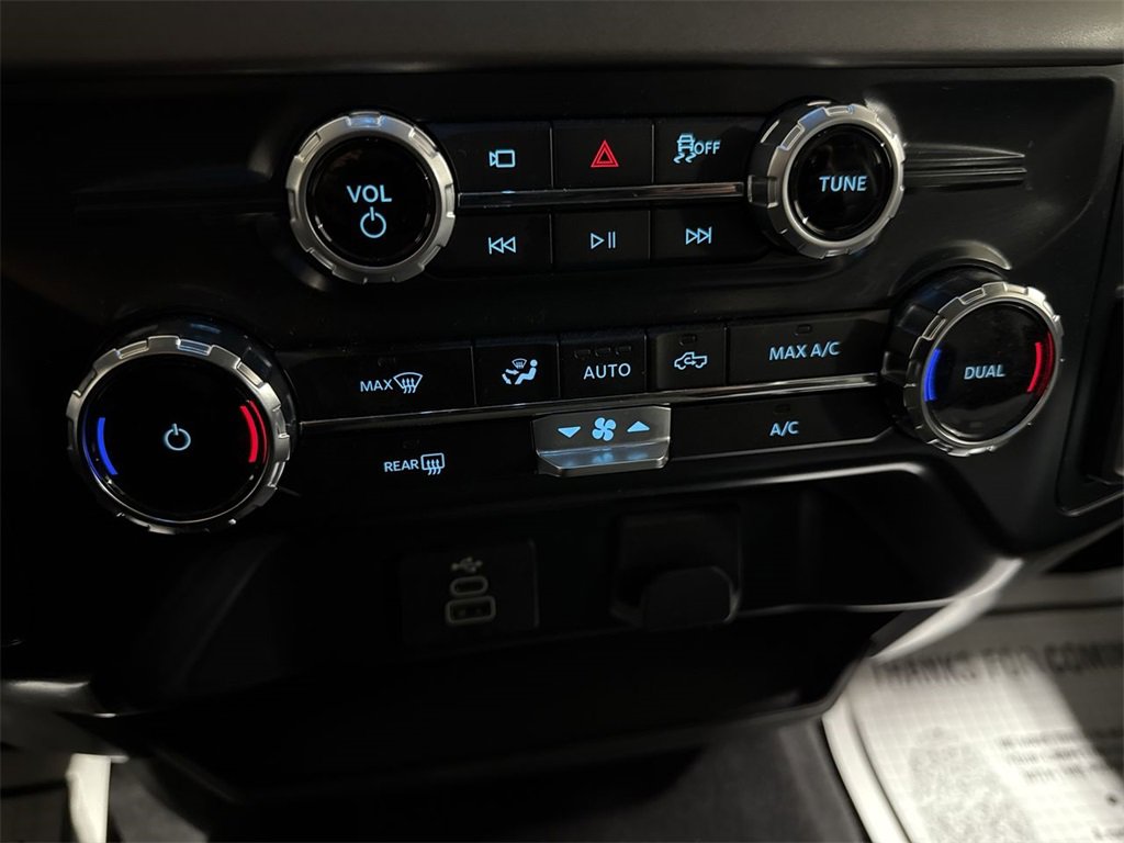 Used 2025 Ford F150 XLT w/ Equipment Group 301A Standard image 15