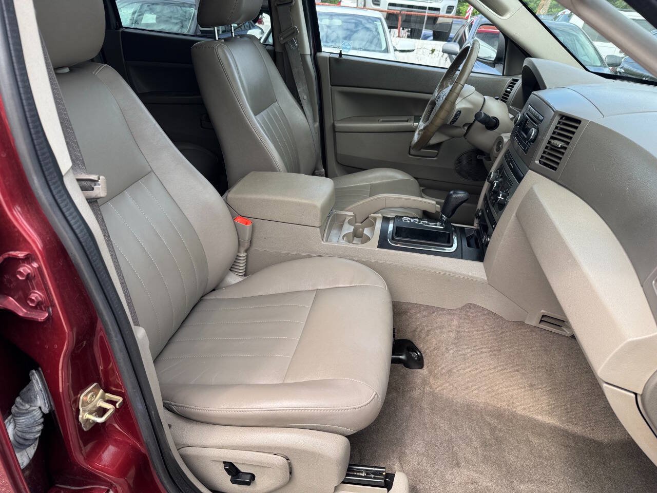 Used 2007 Jeep Grand Cherokee Laredo RWD image 19