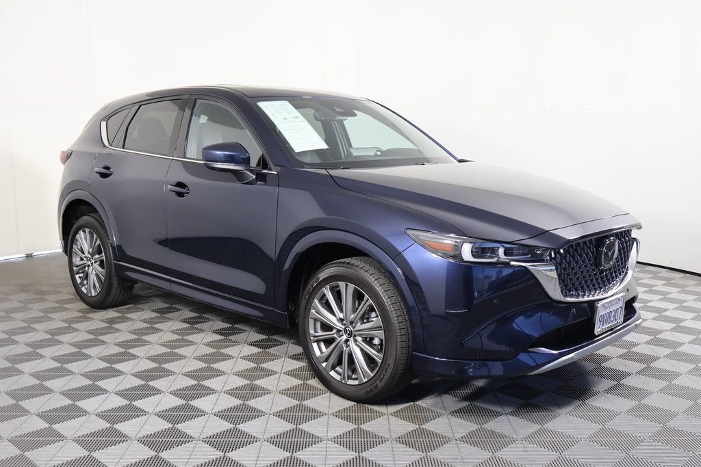 Used 2025 MAZDA CX-5 Signature AWD/4WD image 4