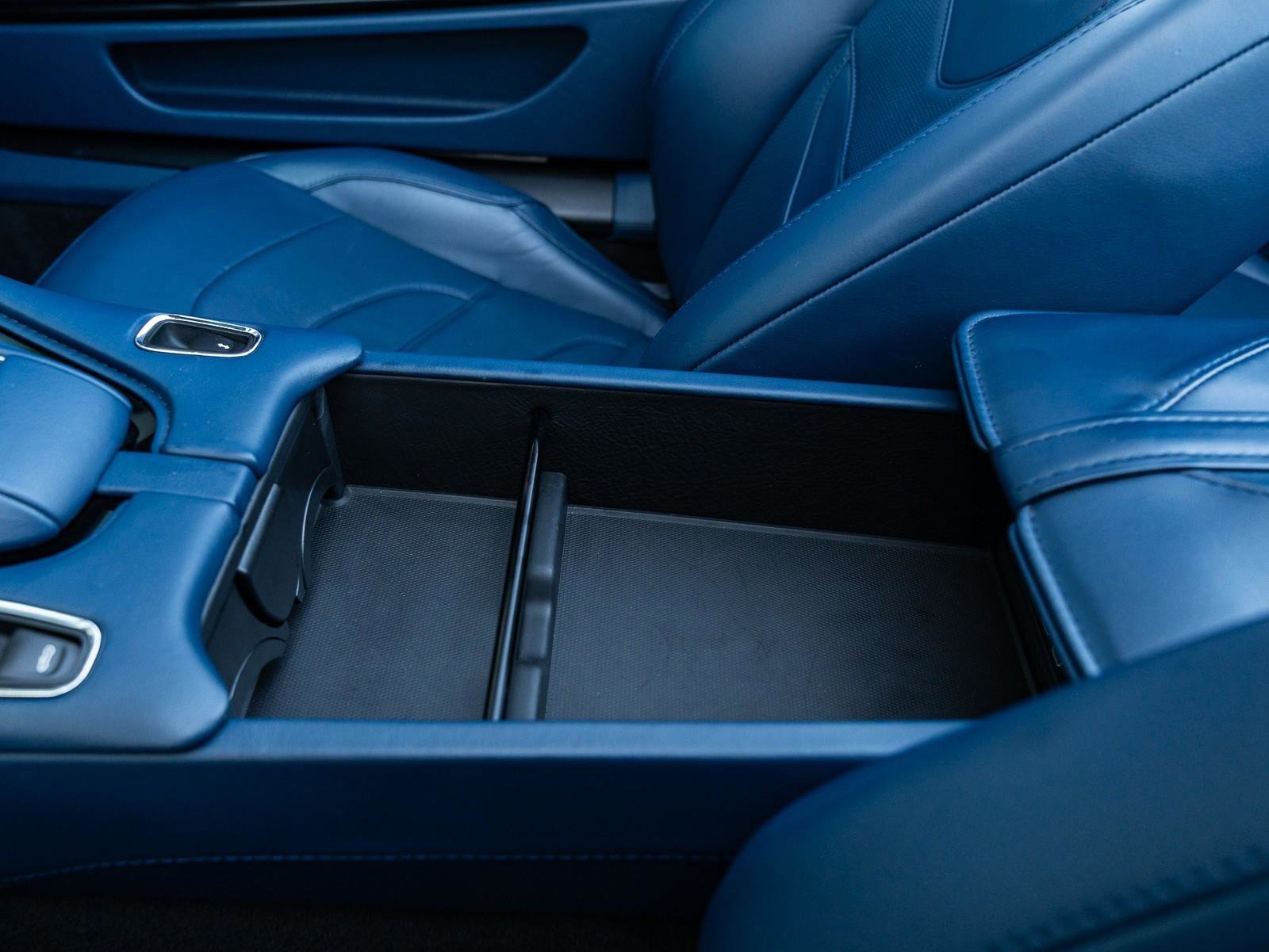 Used 2020 Aston Martin DBS Superleggera Volante image 55