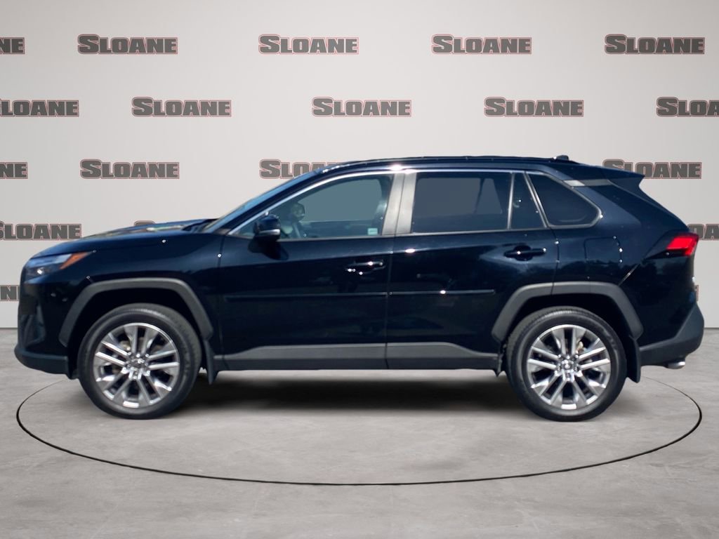 Used 2023 Toyota RAV4 XLE Premium image 2