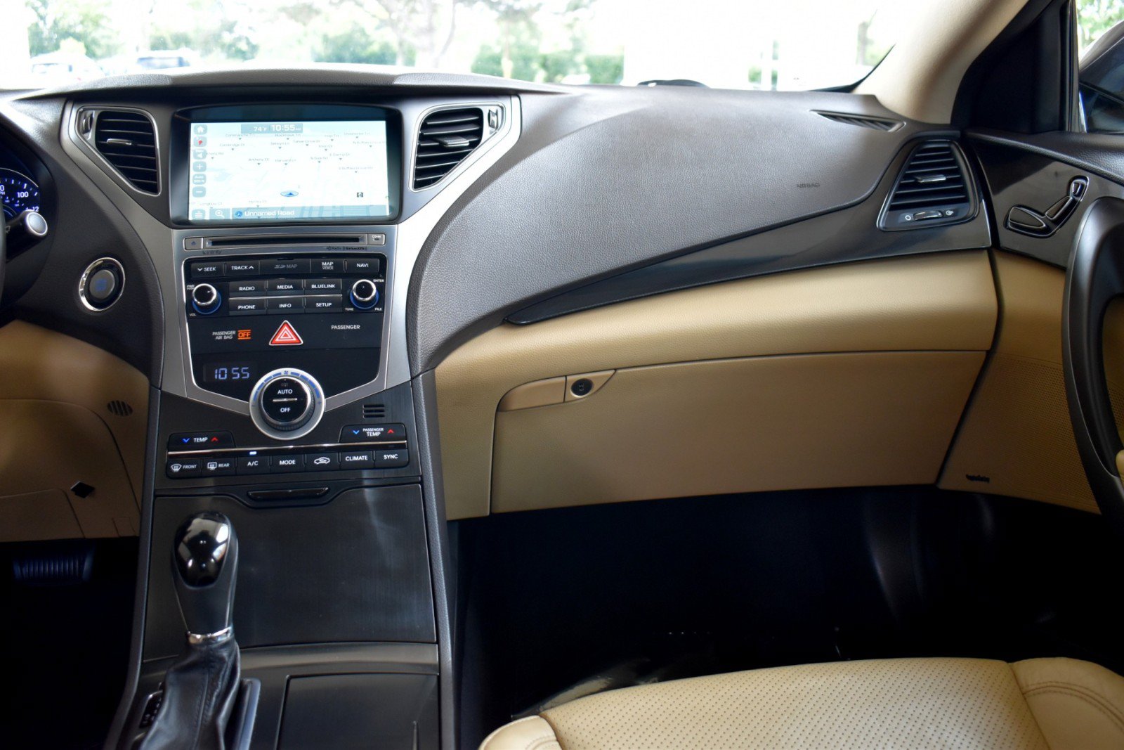 Used 2016 Hyundai Azera FWD image 15