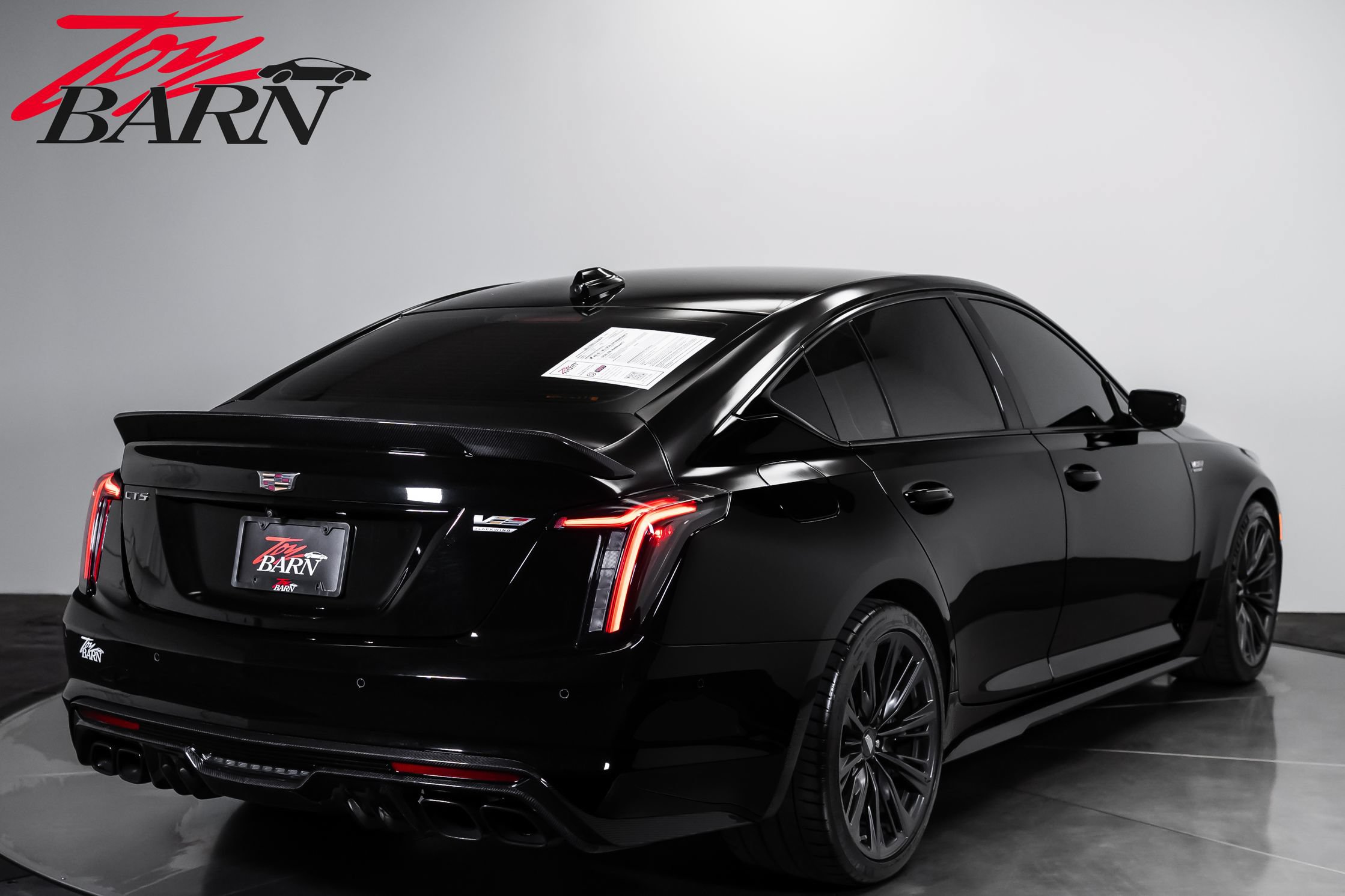 Used 2024 Cadillac CT5 V Blackwing w/ Carbon Fiber Package 2 RWD image 5