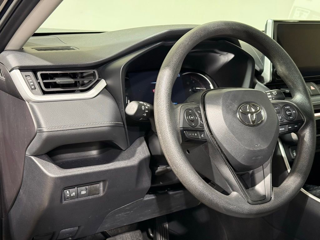 Certified 2025 Toyota RAV4 XLE image 17
