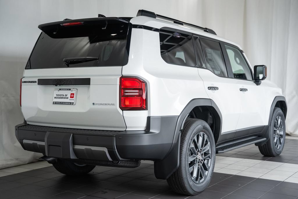 New 2027 Toyota Land Cruiser AWD/4WD image 4