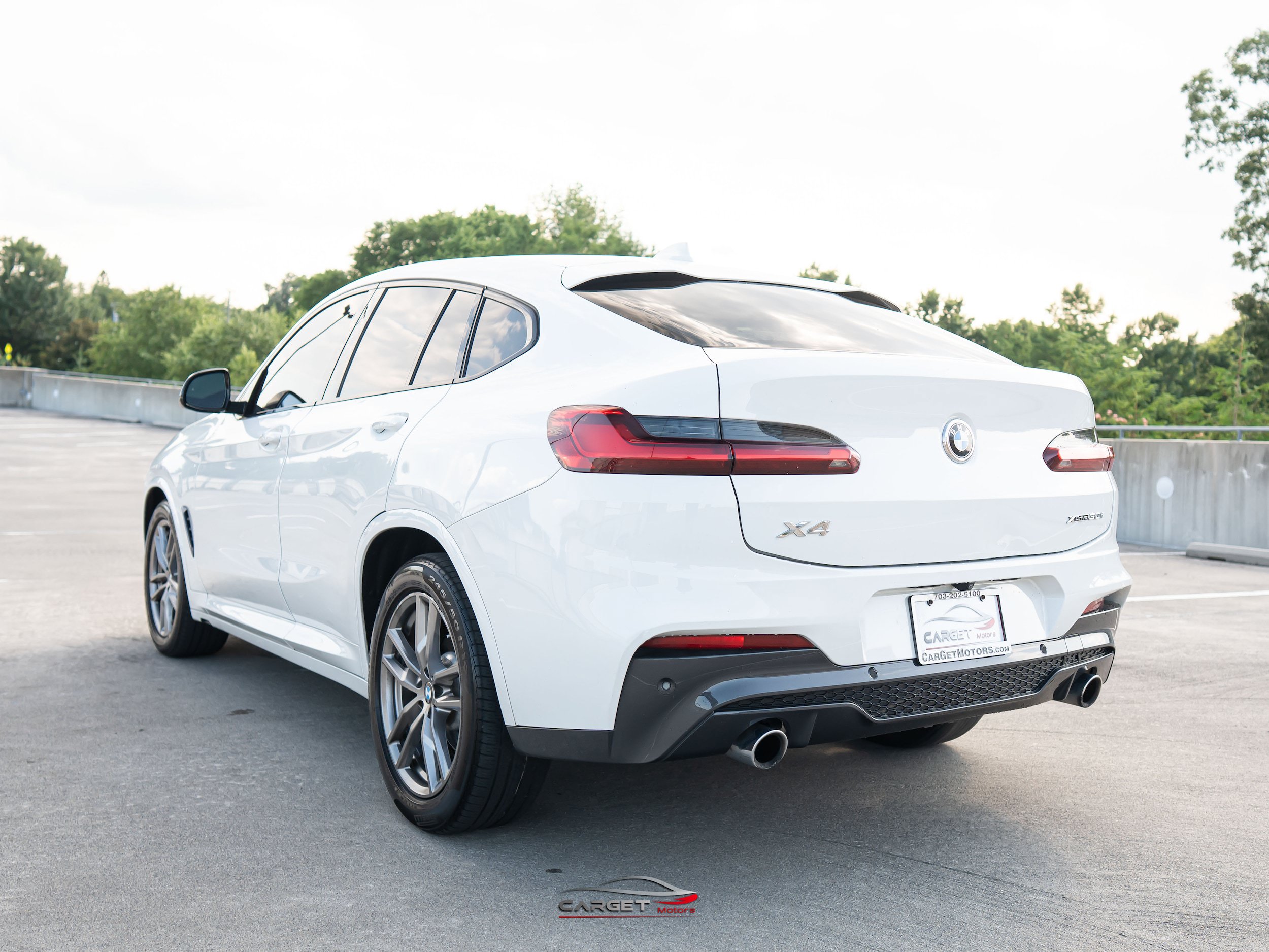 Used 2021 BMW X4 xDrive30i w/ M Sport Package AWD/4WD image 5