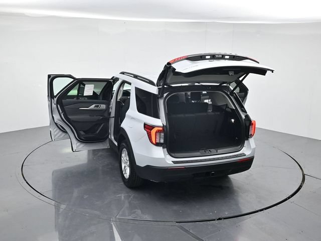 Used 2026 Ford Explorer Active RWD image 45
