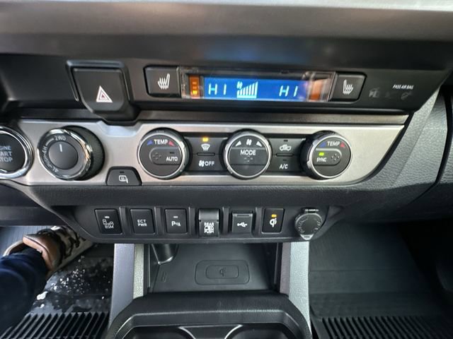 Certified 2021 Toyota Tacoma Limited w/ Blackout Package (TMS) image 18