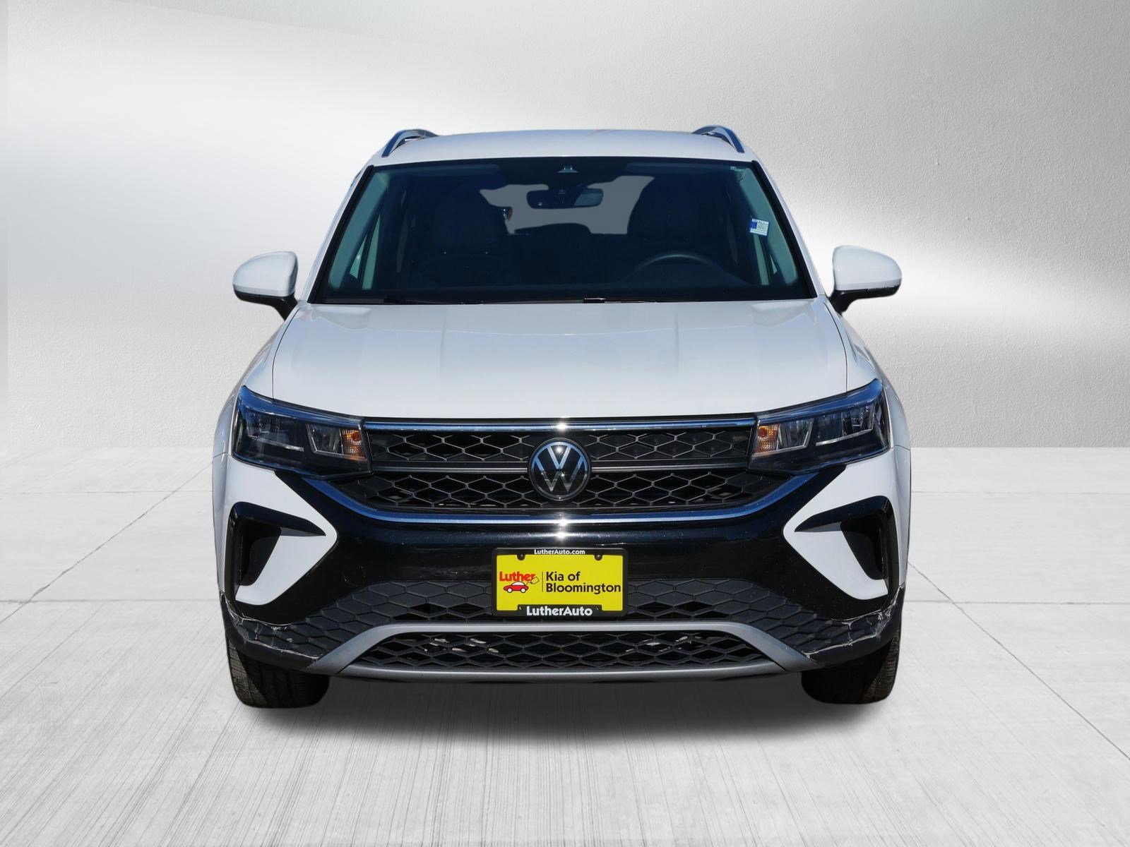 Used 2023 Volkswagen Taos SE video 2