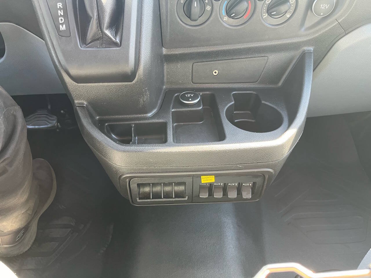 Used 2018 Ford Transit 250 148 Low Roof RWD image 38