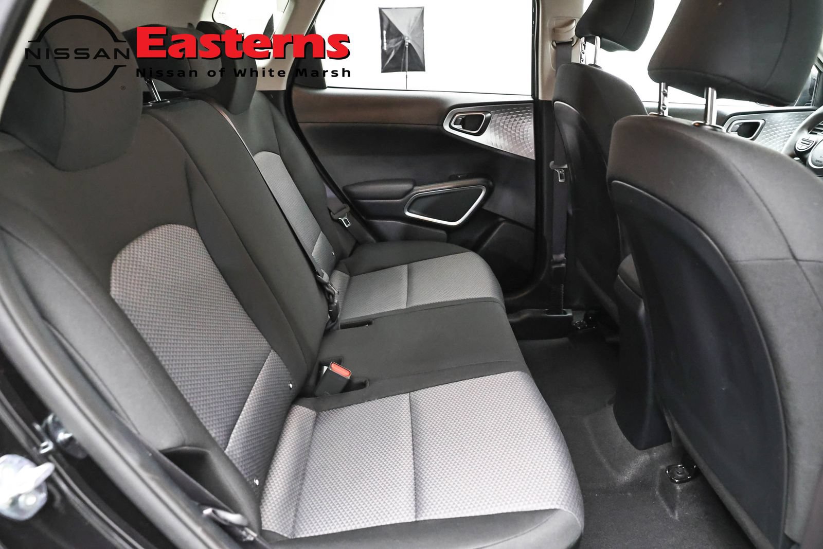 Used 2025 Kia Soul LX w/ LX Technology Package FWD image 22