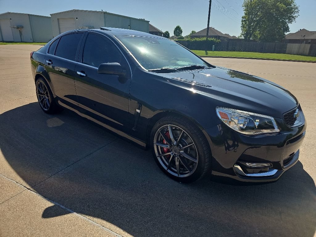 Used 2017 Chevrolet SS RWD image 8