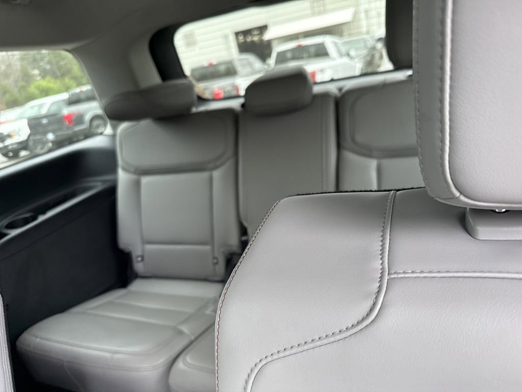 Used 2025 Ford Expedition Active AWD/4WD image 17