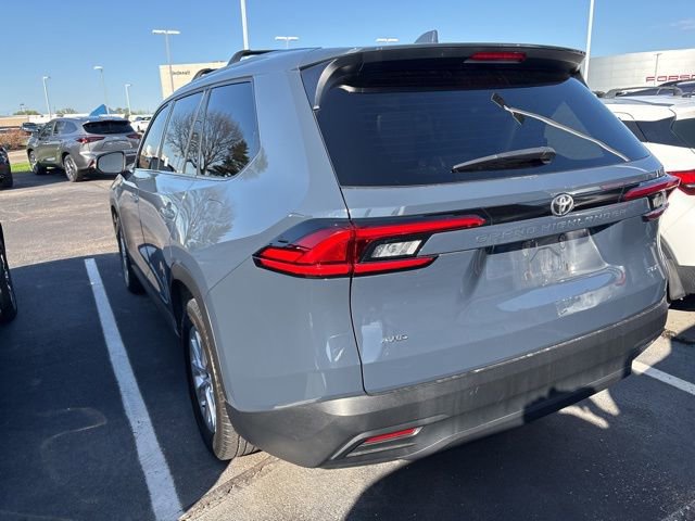 Used 2024 Toyota Grand Highlander XLE image 4