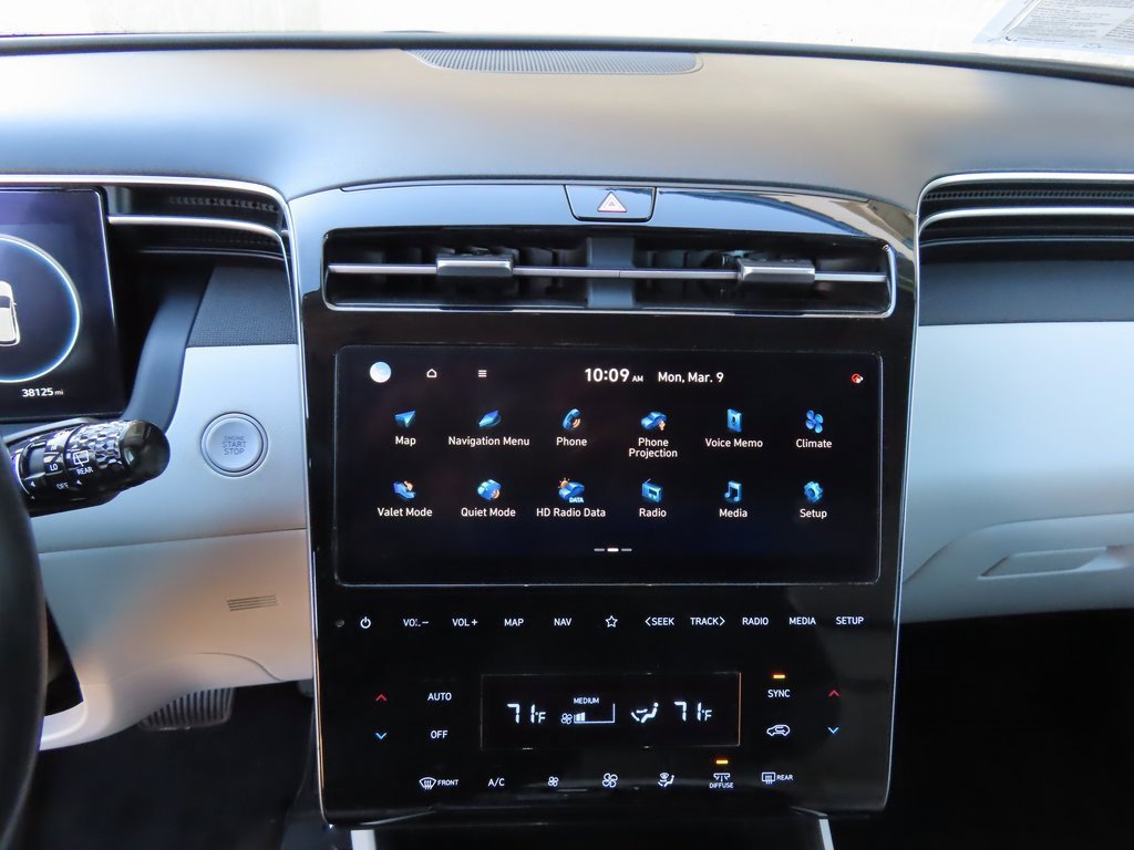 Used 2023 Hyundai Tucson Limited image 18