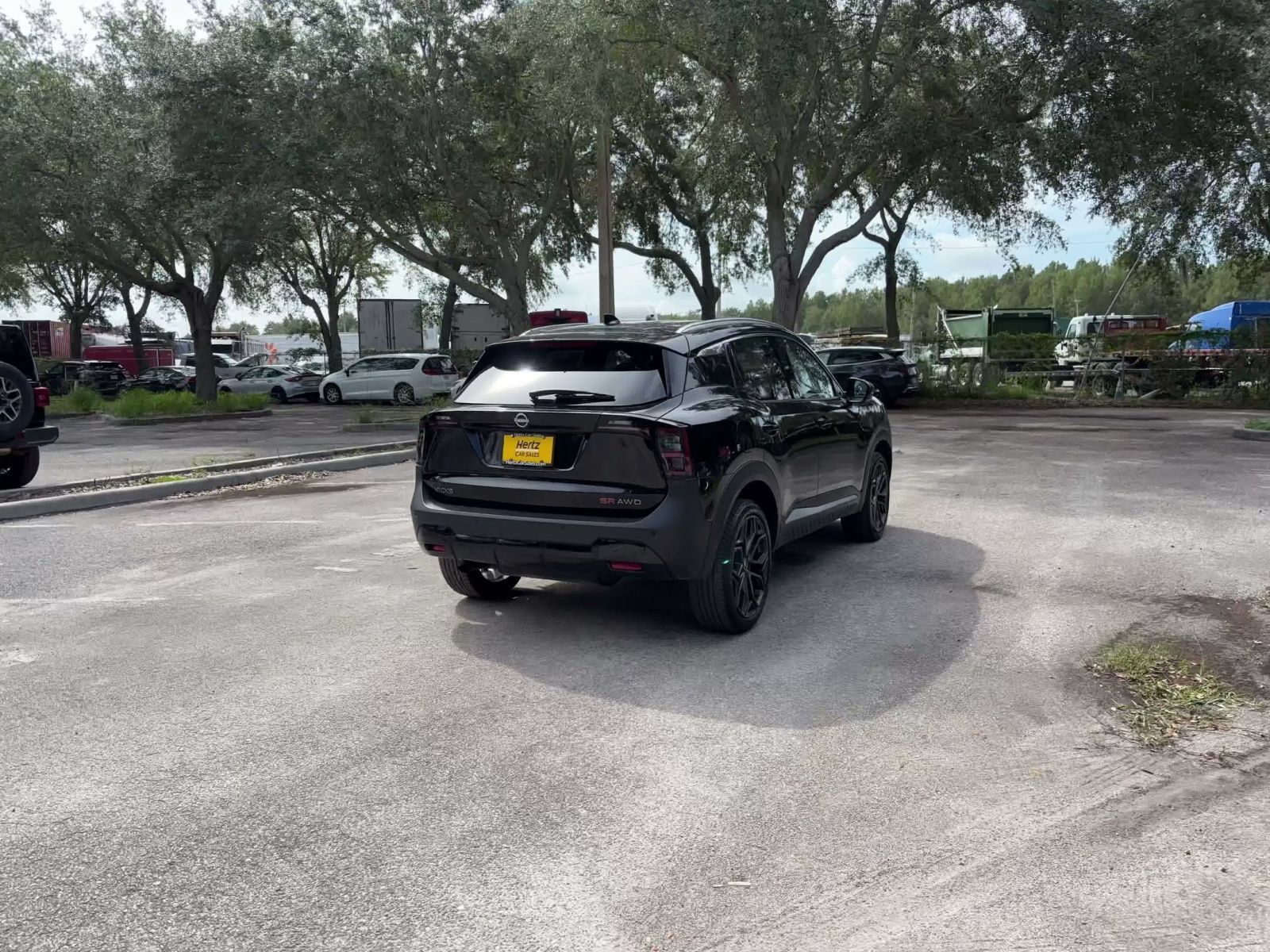 Used 2026 Nissan Kicks SR AWD/4WD image 13