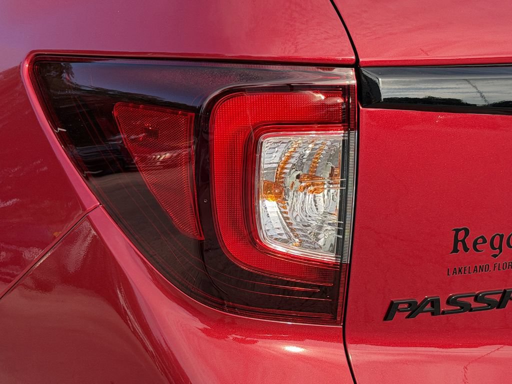 Used 2024 Honda Passport Black Edition image 11