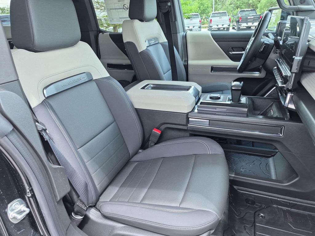 New 2026 GMC Hummer EV 4x4 Crew Cab w/ LPO, Dark Essentials Package image 36