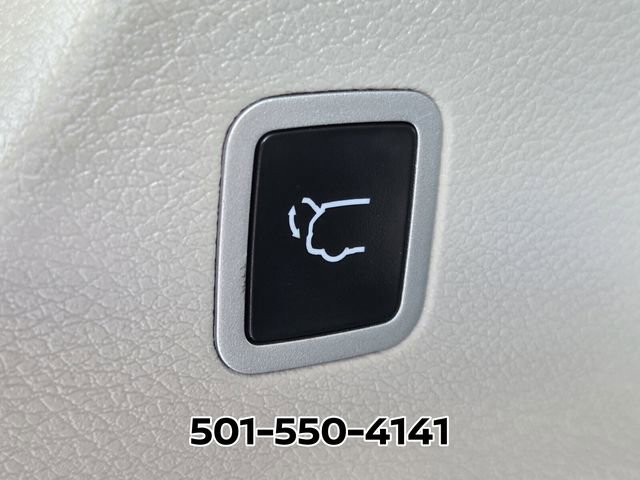Used 2024 Chrysler Pacifica Touring-L image 15