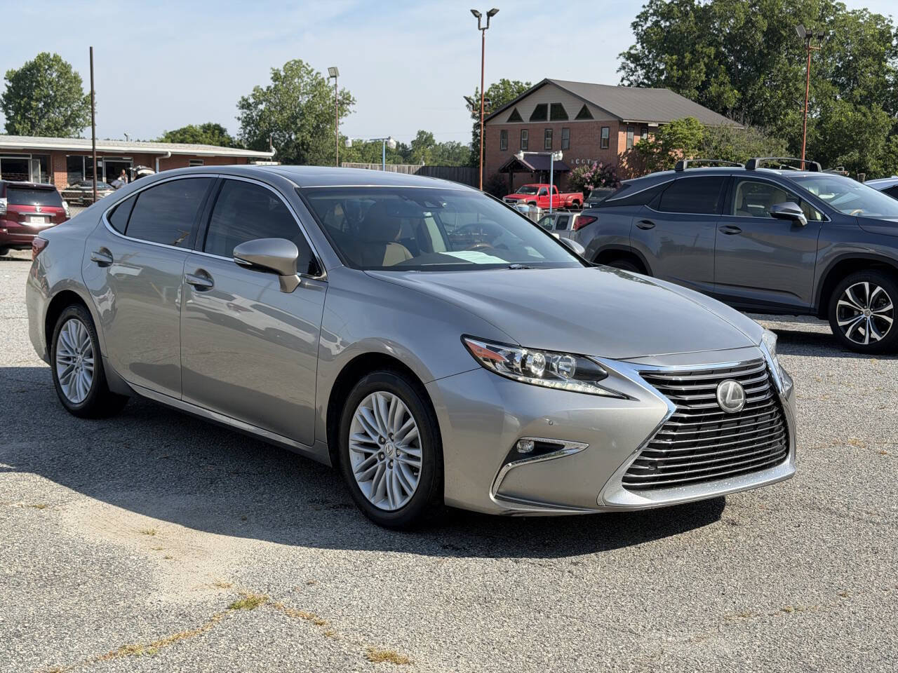 Used 2017 Lexus ES 350 FWD image 5
