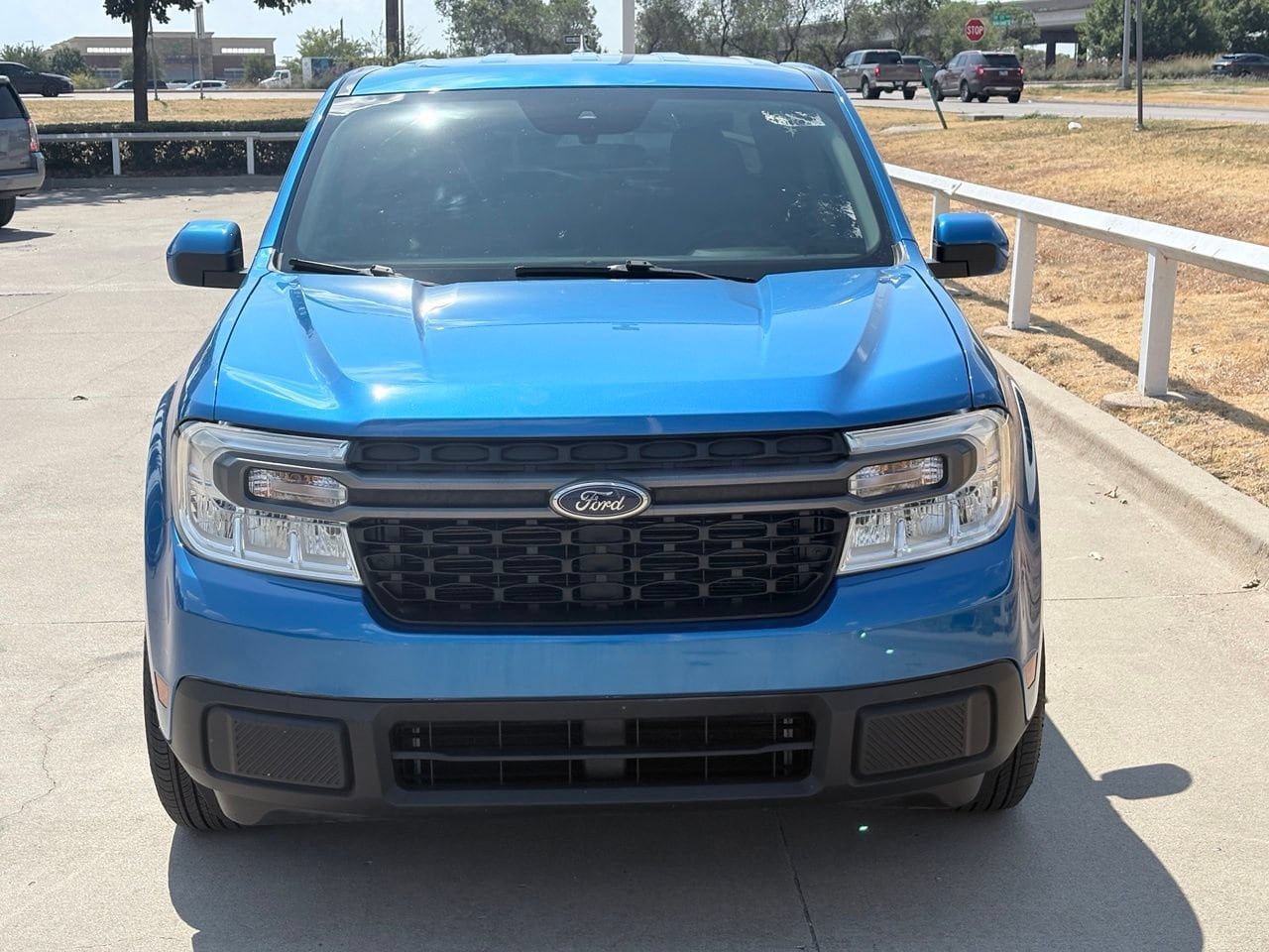 Used 2022 Ford Maverick XLT w/ XLT Luxury Package FWD image 2